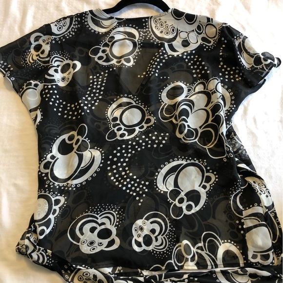 New York & Company Side Tie Wrap Blouse Black and White Size M - Picture 4 of 8